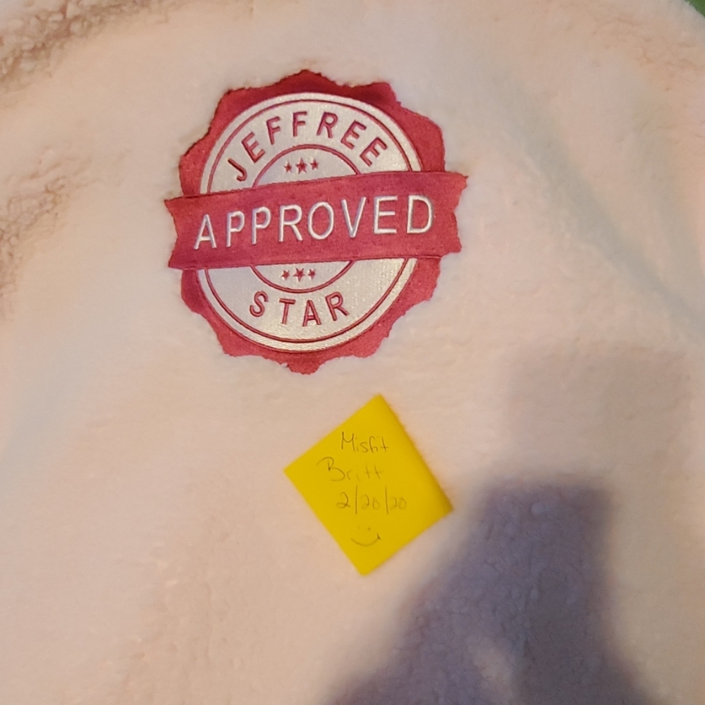 XL Pink Fuzzy Jacket| Jeffree Star Cosmetics